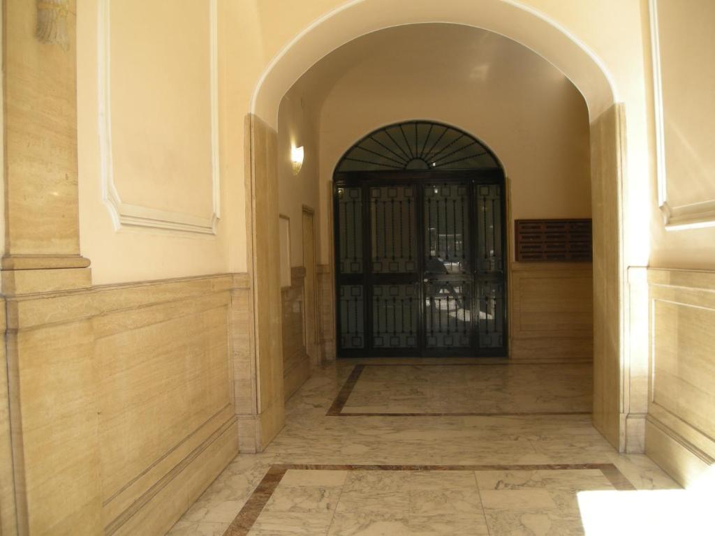Room 4 Rome B&B Risorgimento エクステリア 写真